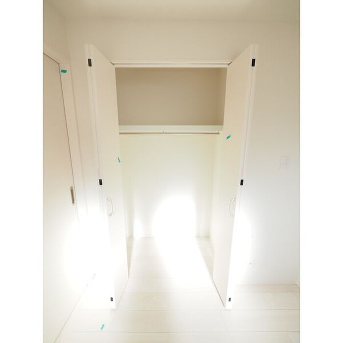 物件内観写真15　(収納)