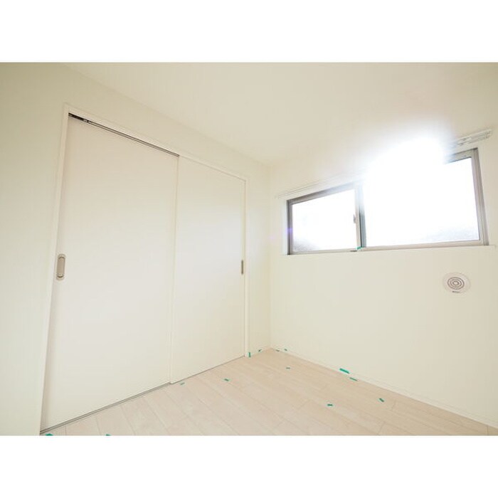 物件内観写真16　(居室)