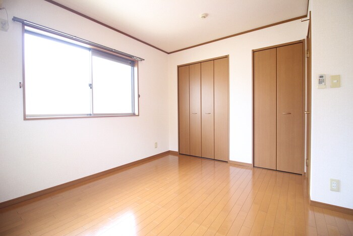 物件内観写真10　(居室)