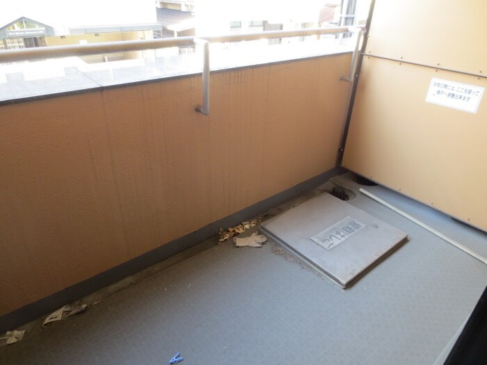 物件内観写真13　(ベランダ・バルコニー)