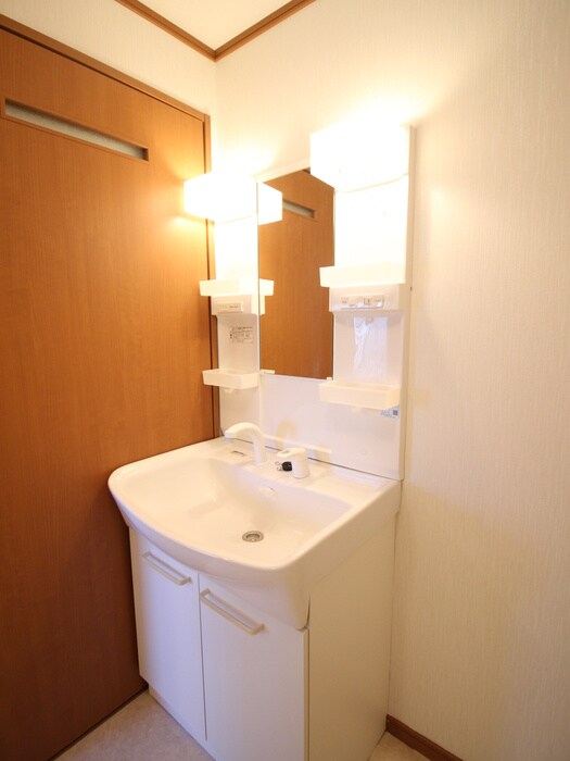 物件内観写真13　(洗面)