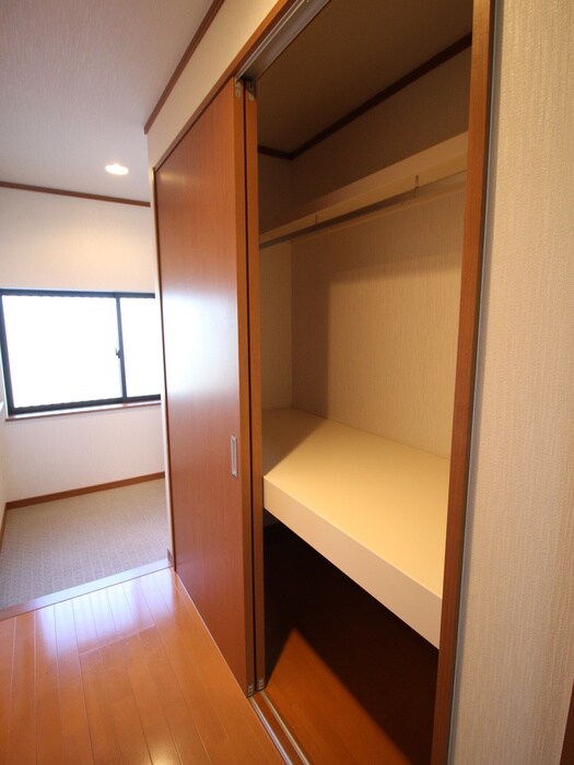 物件内観写真17　(収納)