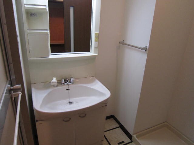 物件内観写真11　(洗面)