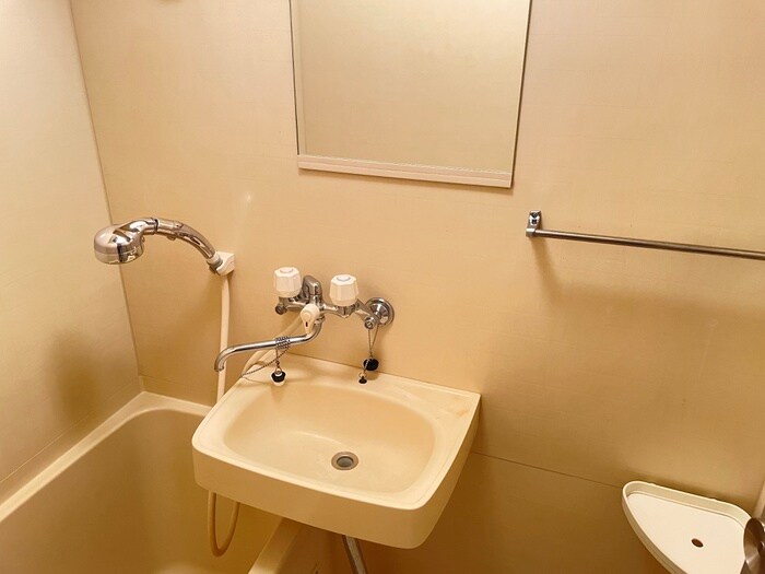 物件内観写真12　(洗面)