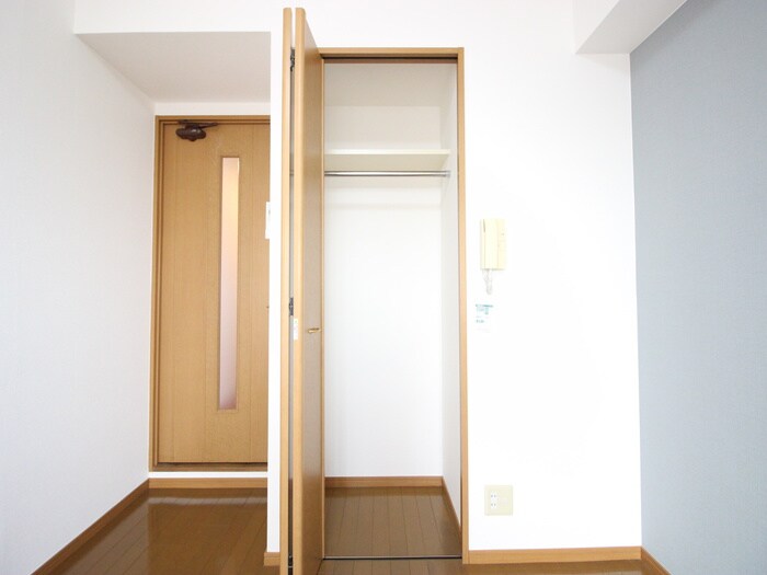 物件内観写真10　(収納)