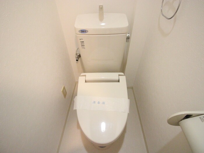 物件内観写真11　(トイレ)