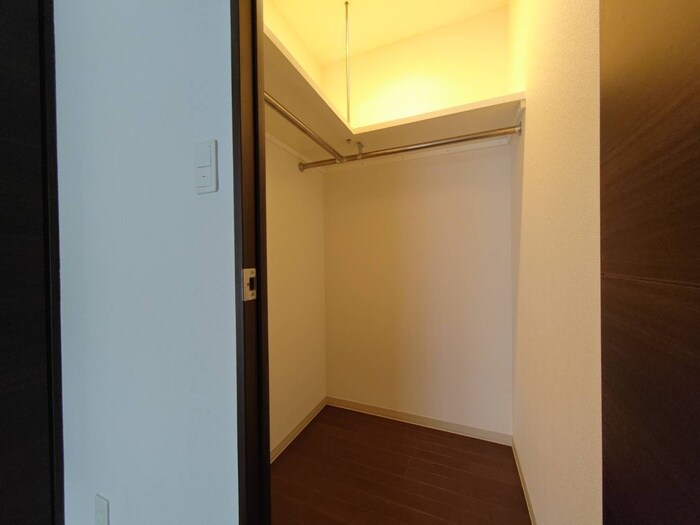 物件内観写真10　(収納)