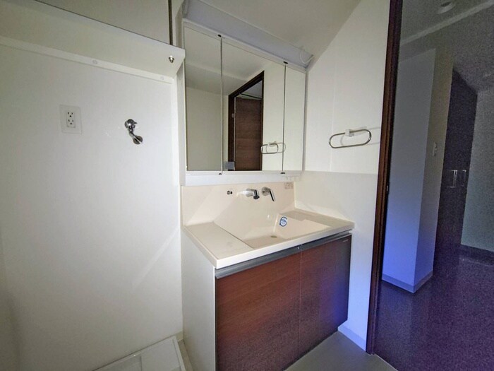 物件内観写真14　(洗面)