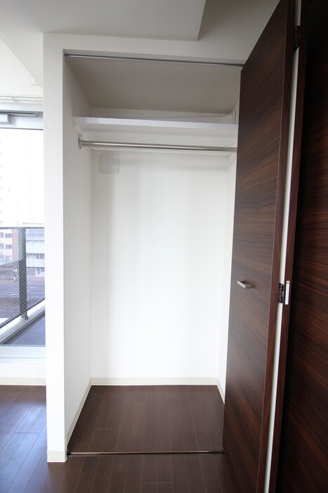 物件内観写真15　(収納)