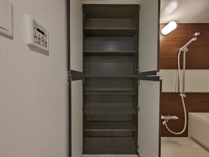 物件内観写真20　(収納)