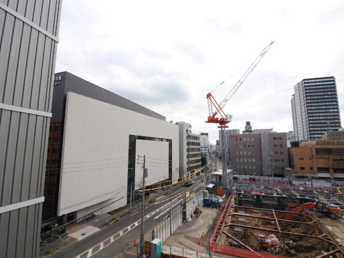 物件内観写真20　(室内からの展望)