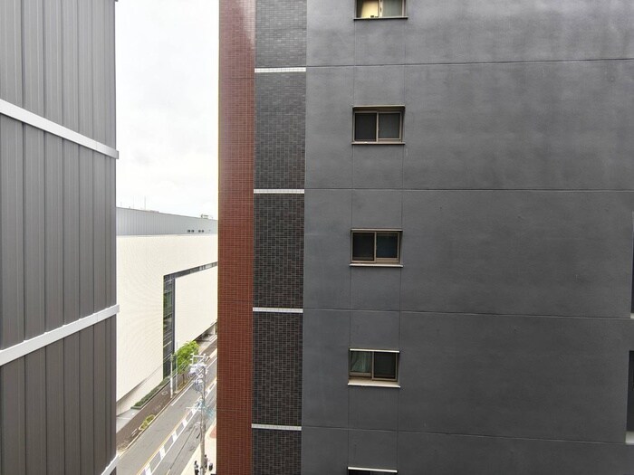 物件内観写真22　(室内からの展望)