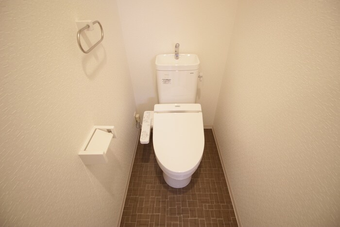 物件内観写真14　(トイレ)