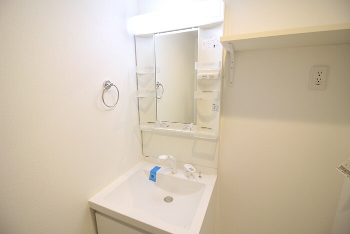 物件内観写真12　(洗面)