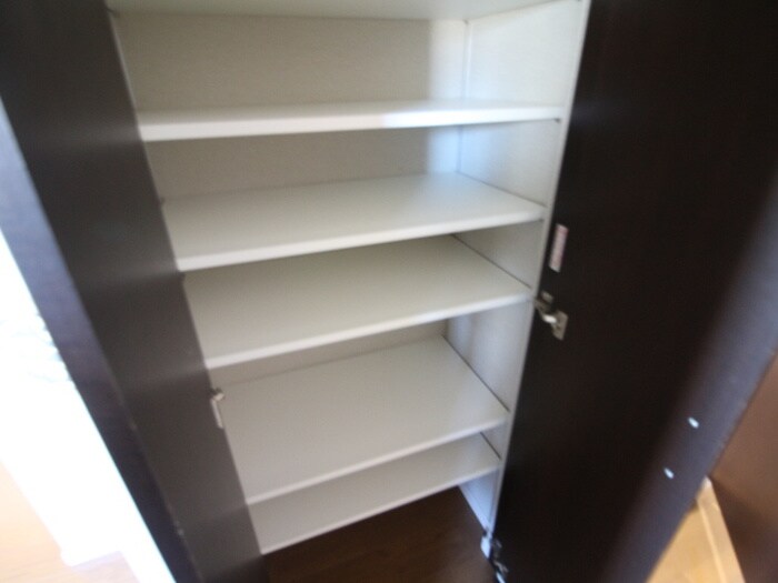 物件内観写真18　(靴箱)