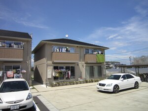 ロイヤルガ－デンしおん館外観写真