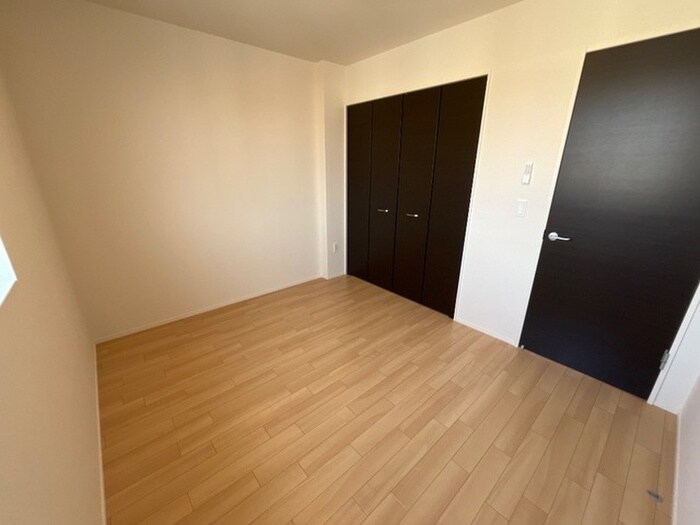 物件内観写真5　(居室)