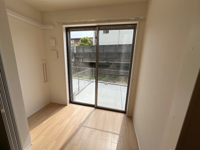 物件内観写真14　(ベランダ・バルコニー)