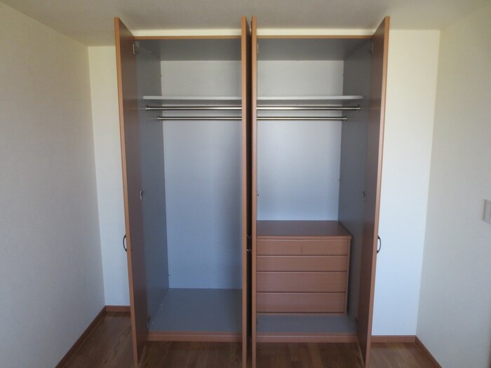 物件内観写真10　(収納)