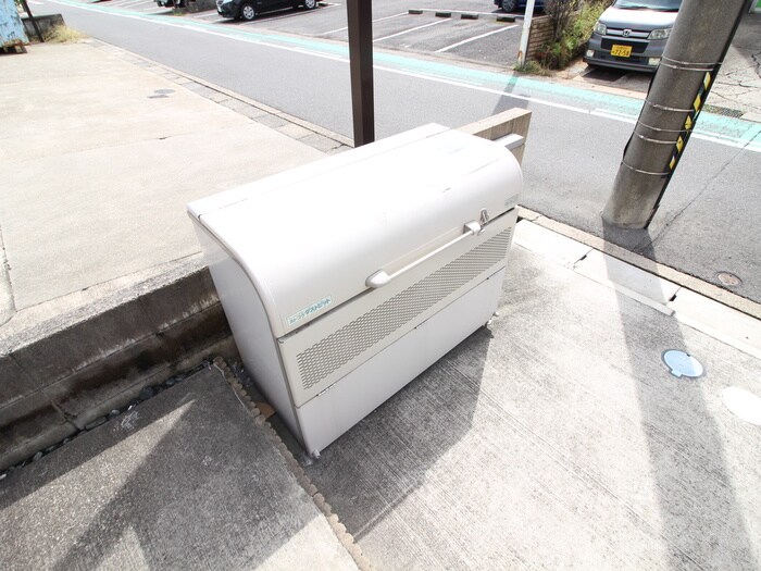 物件外観写真6　(建物設備)