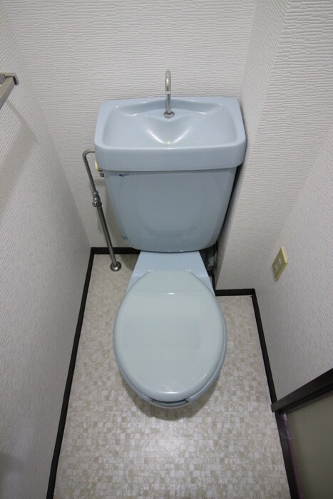 物件内観写真11　(トイレ)