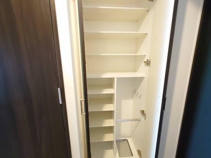 物件内観写真11　(靴箱)