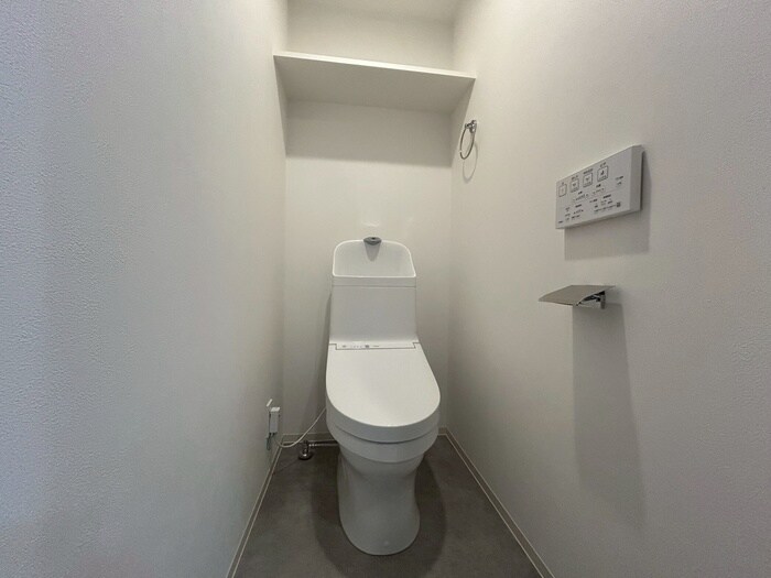 物件内観写真11　(トイレ)