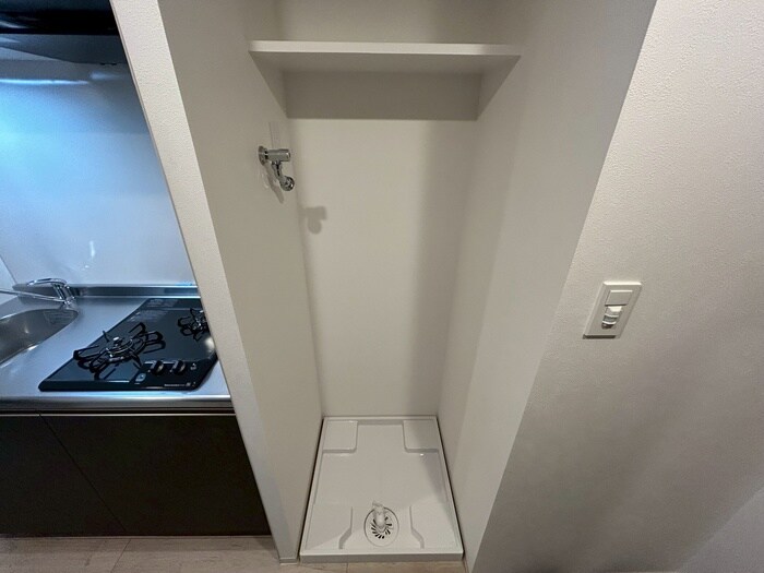 物件内観写真13　(洗濯機置場)