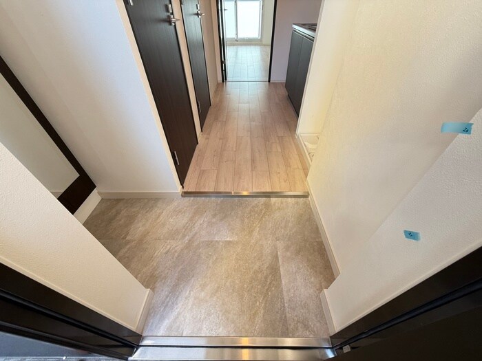 物件内観写真15　(玄関)