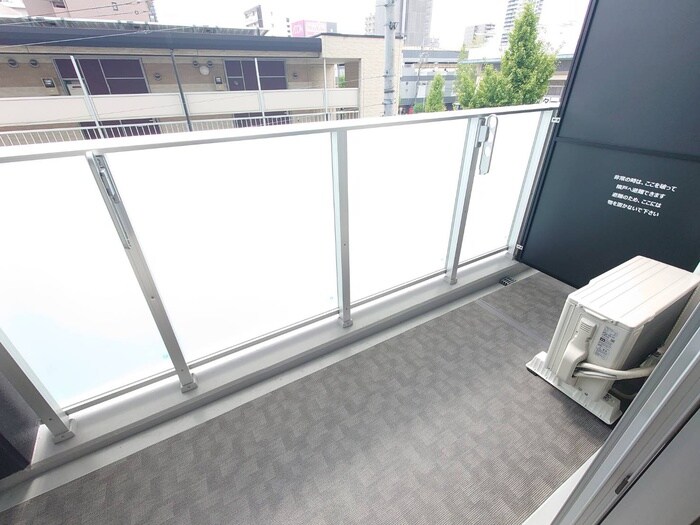 物件内観写真15　(ベランダ・バルコニー)