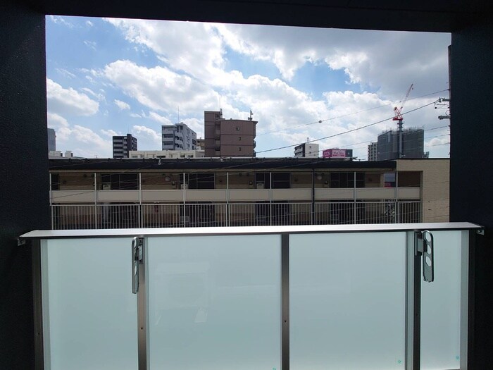 物件内観写真15　(室内からの展望)