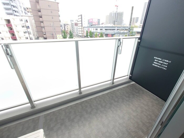 物件内観写真16　(ベランダ・バルコニー)