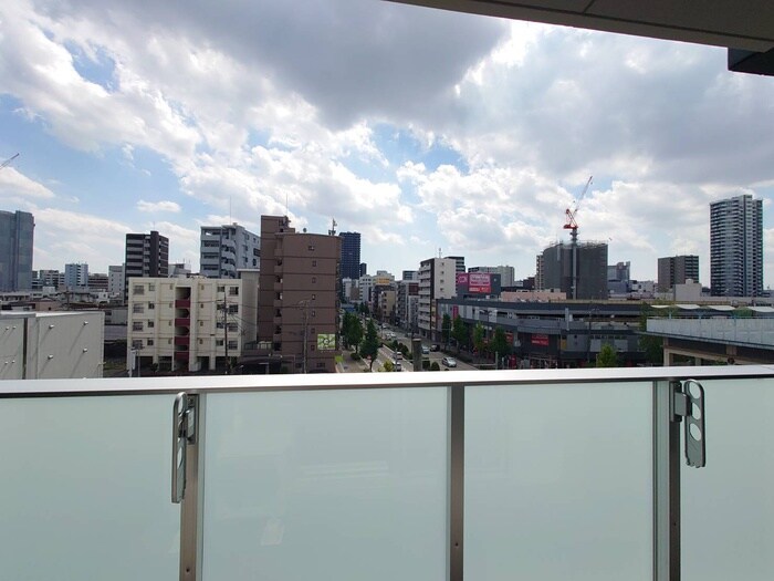 物件内観写真16　(室内からの展望)