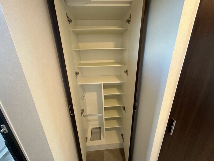 物件内観写真21　(靴箱)