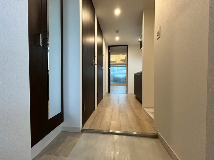 物件内観写真22　(玄関)