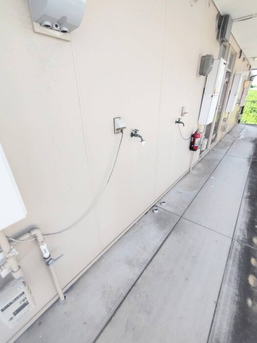 物件内観写真14　(洗濯機置場)