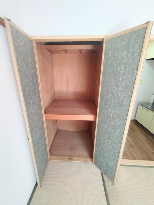 物件内観写真15　(収納)