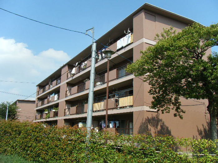 鍋屋上野住宅８号棟(402)