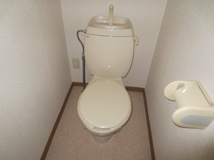 物件内観写真5　(トイレ)