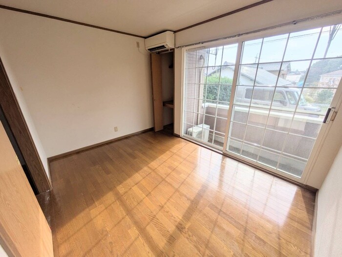 物件内観写真19　(居室)