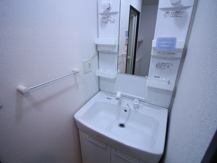 物件内観写真11　(洗面)