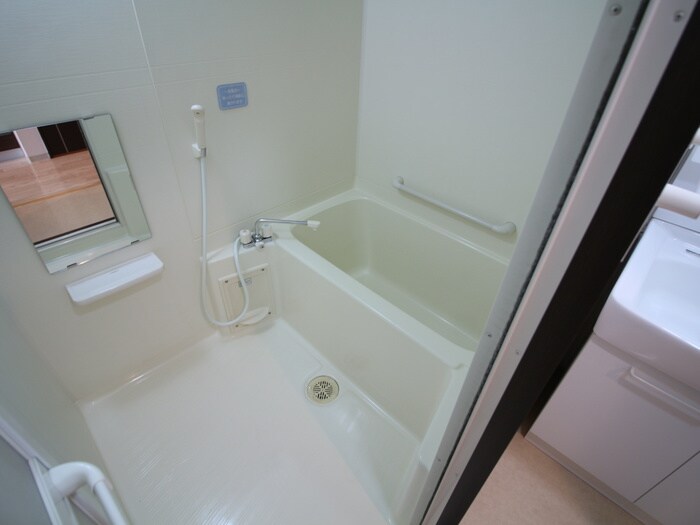 物件内観写真12　(バス／シャワールーム等)