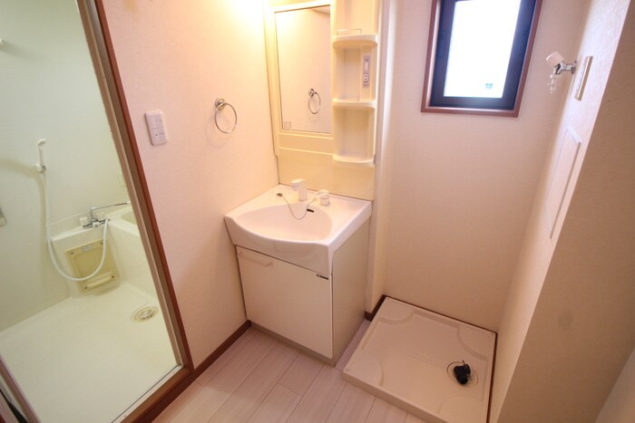 物件内観写真10　(洗面)