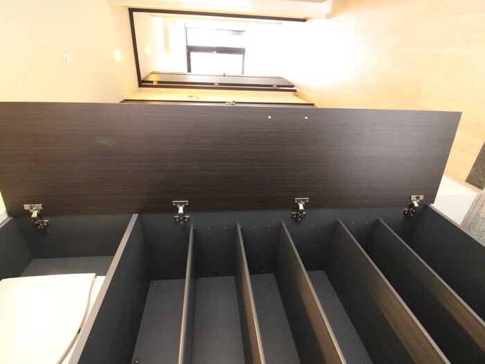 物件内観写真18　(靴箱)