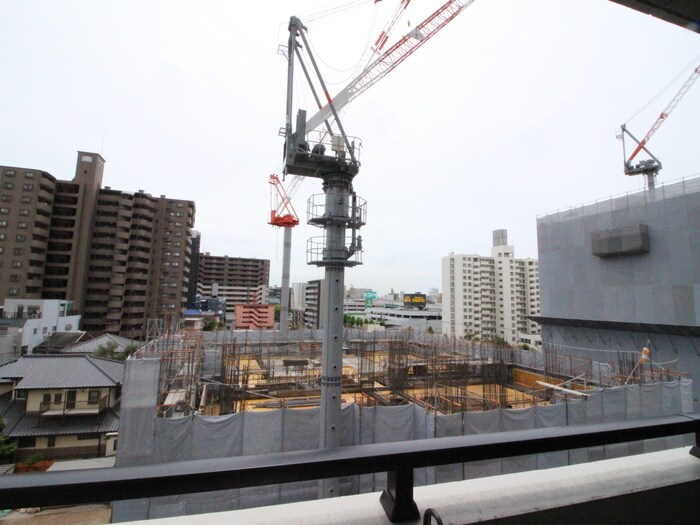 物件内観写真21　(室内からの展望)