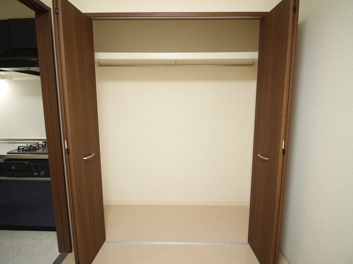 物件内観写真18　(収納)