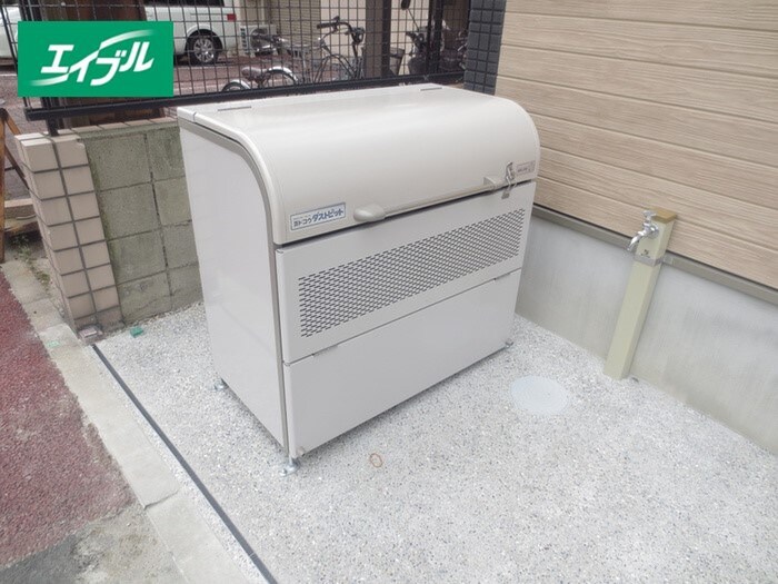 物件外観写真3　(建物設備)