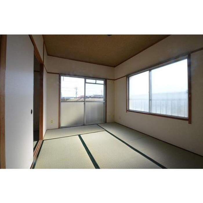 物件内観写真9　(居室)