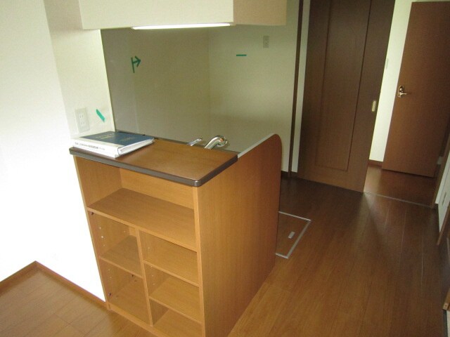 物件内観写真10　(収納)