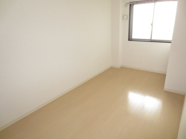 物件内観写真12　(居室)